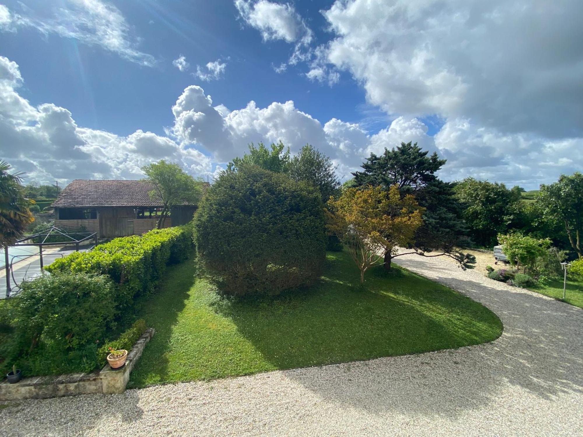 Domaine De La Perthuiserie Saint-Porchaire 外观 照片