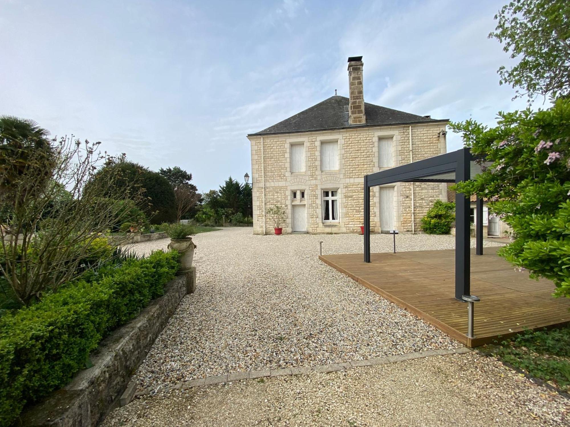 Domaine De La Perthuiserie Saint-Porchaire 外观 照片
